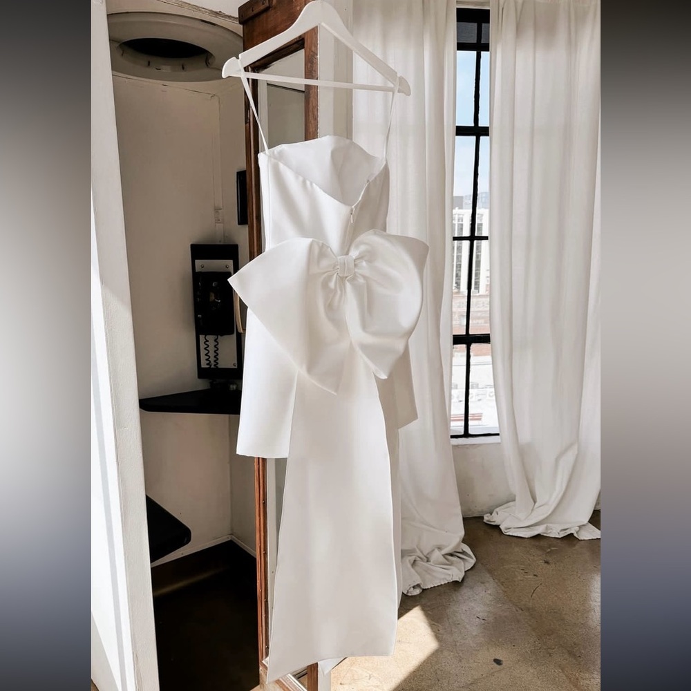 Trendy Wedding Dress - Untamed Petals - The Frankie dress with bow and belt